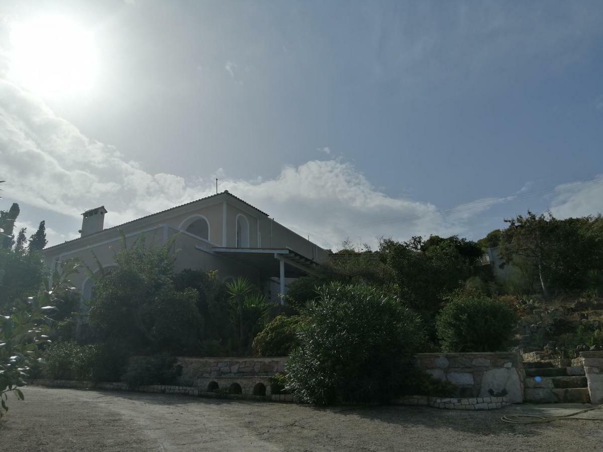 Artemis Villa Near Athens Airport Markópoulon Eksteriør bilde